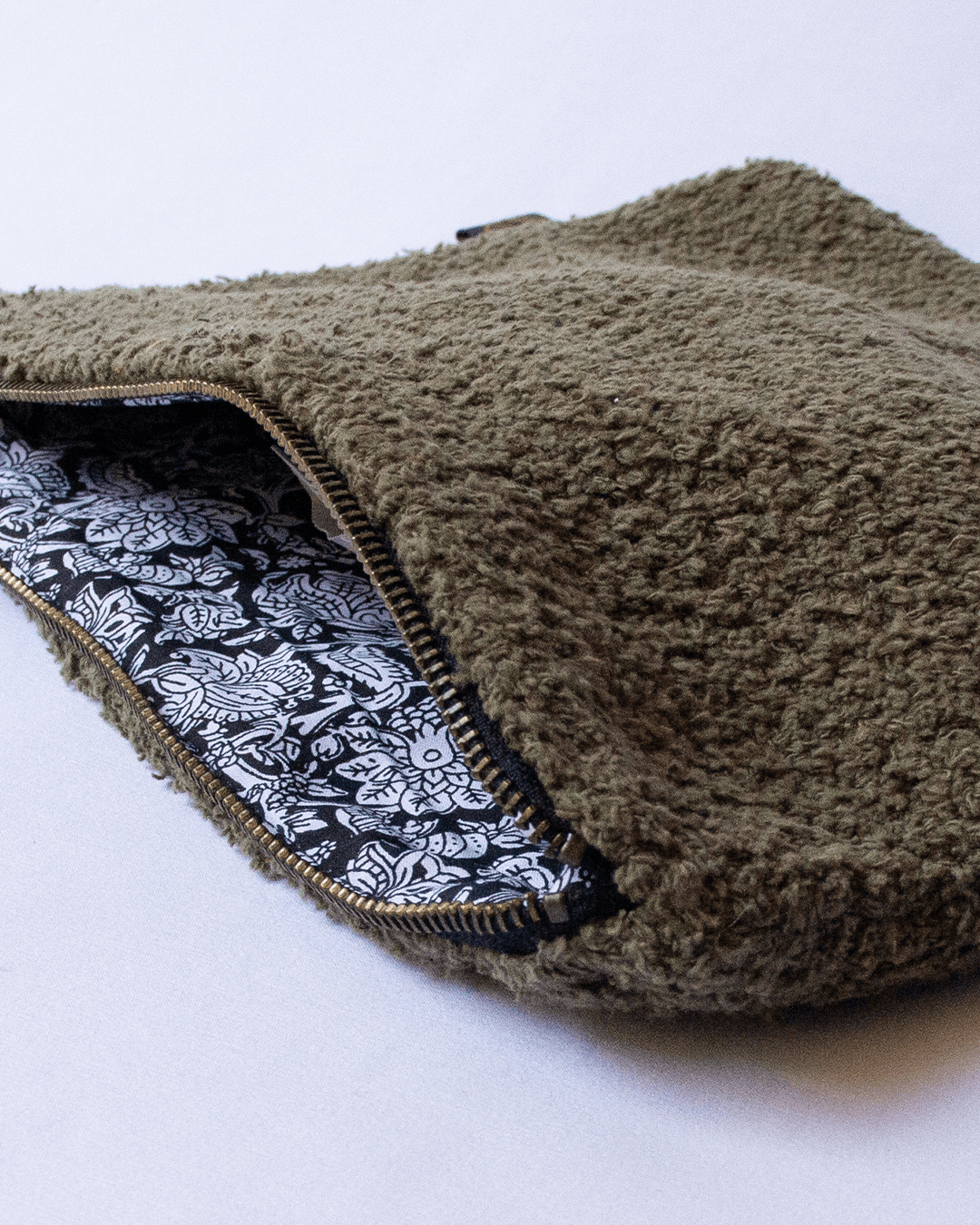 Erode Flat Pouch - Kaki