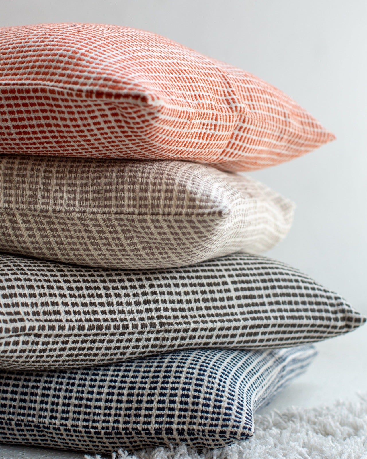 Akobo Cushion - Dark Grey