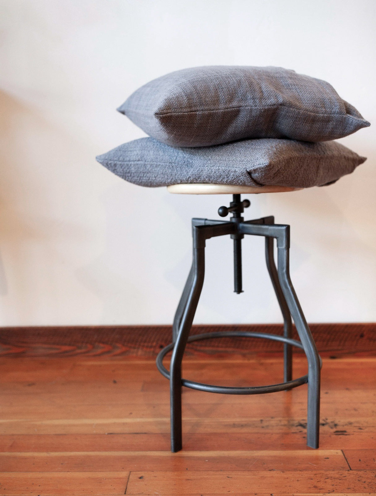 Cenere Spring Pillow