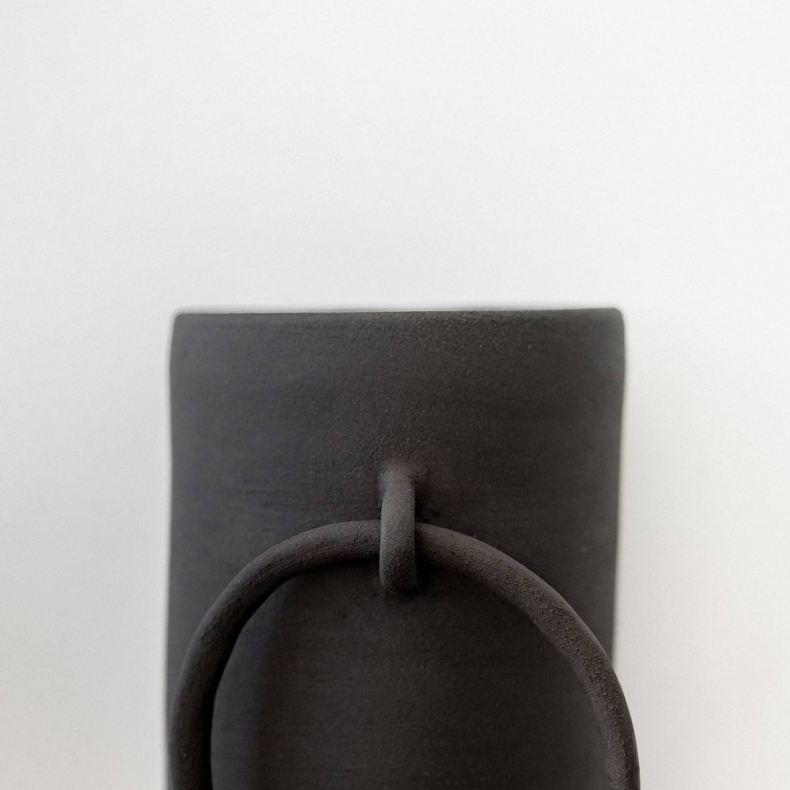 Handmade raw ceramic vase big ring design: Black