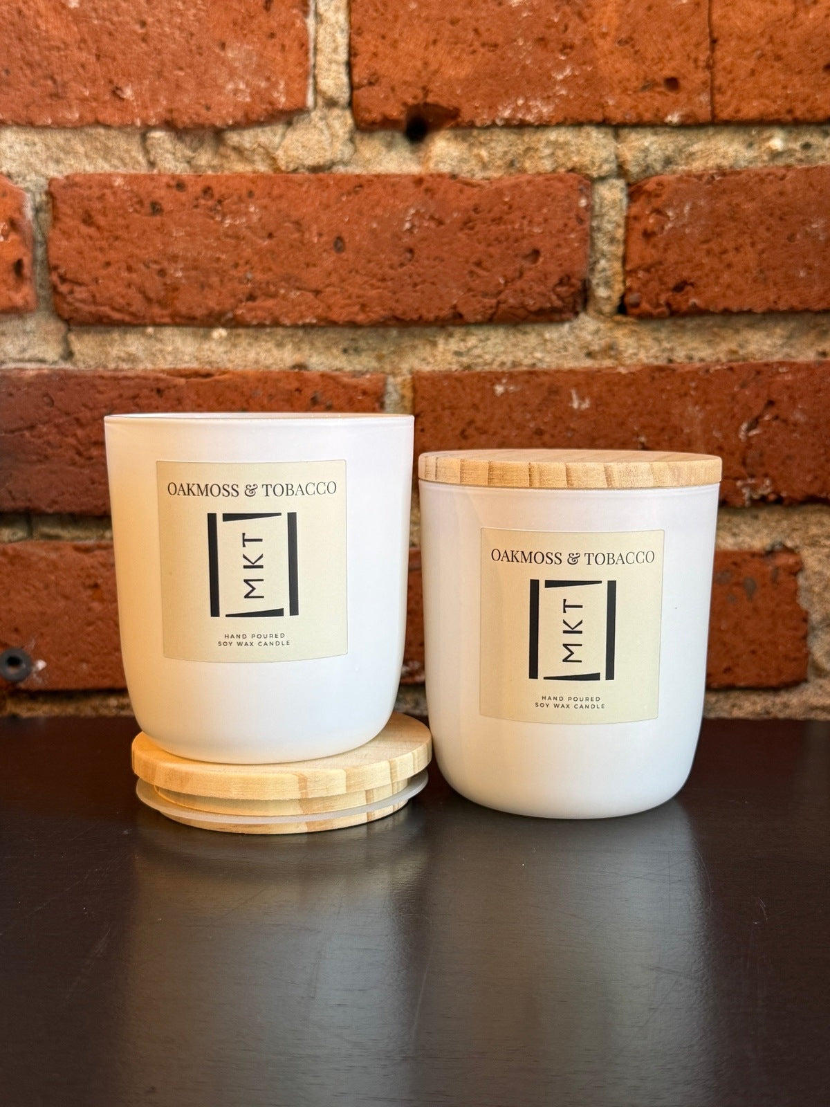 Oakmoss and Tobacco Candle in White