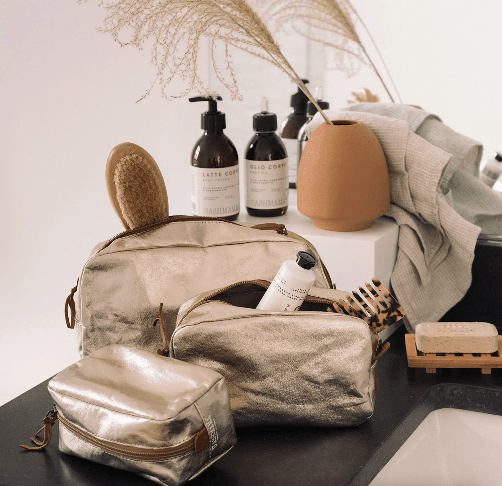 Uashmama Cosmetic Beauty Case