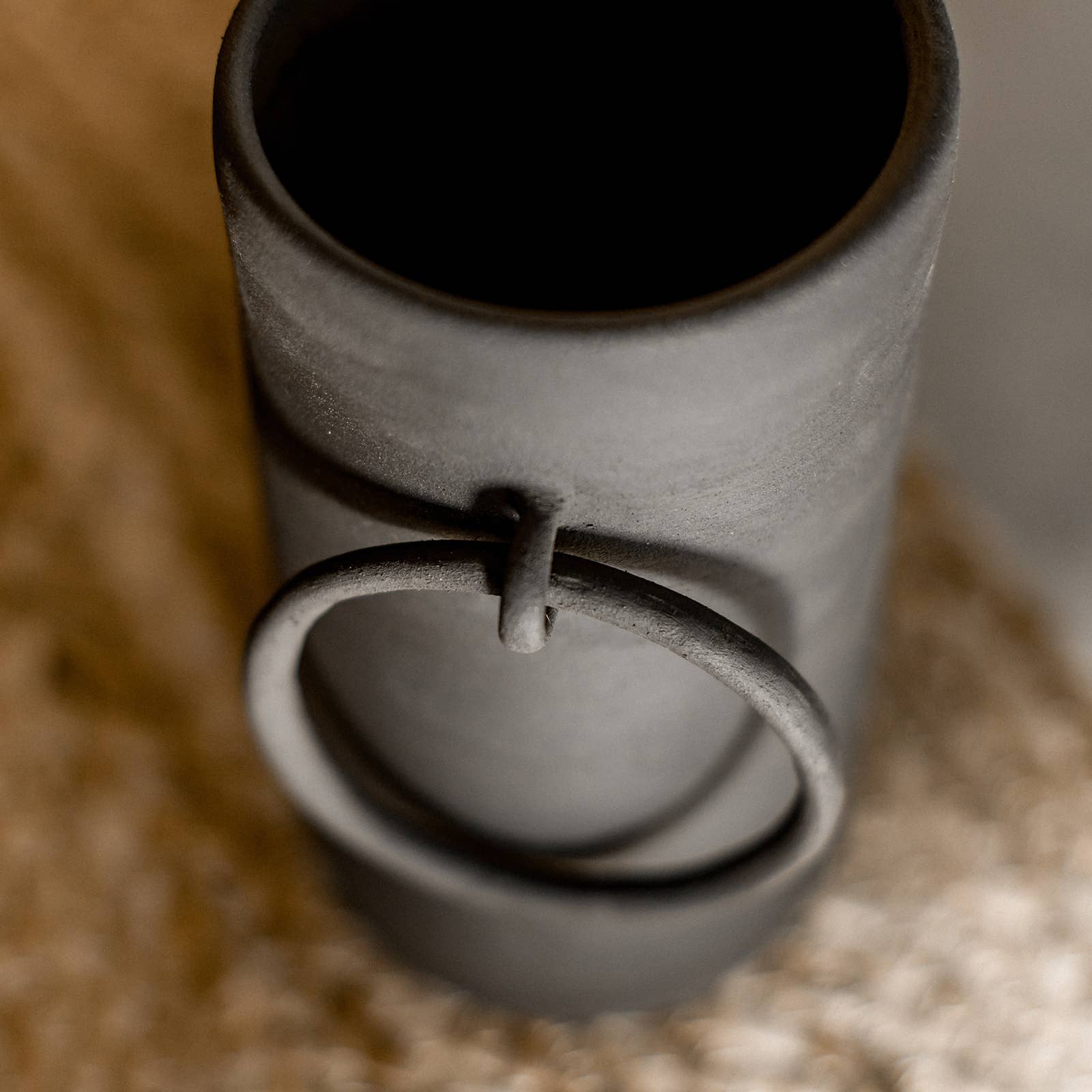 Handmade raw ceramic vase big ring design: Black