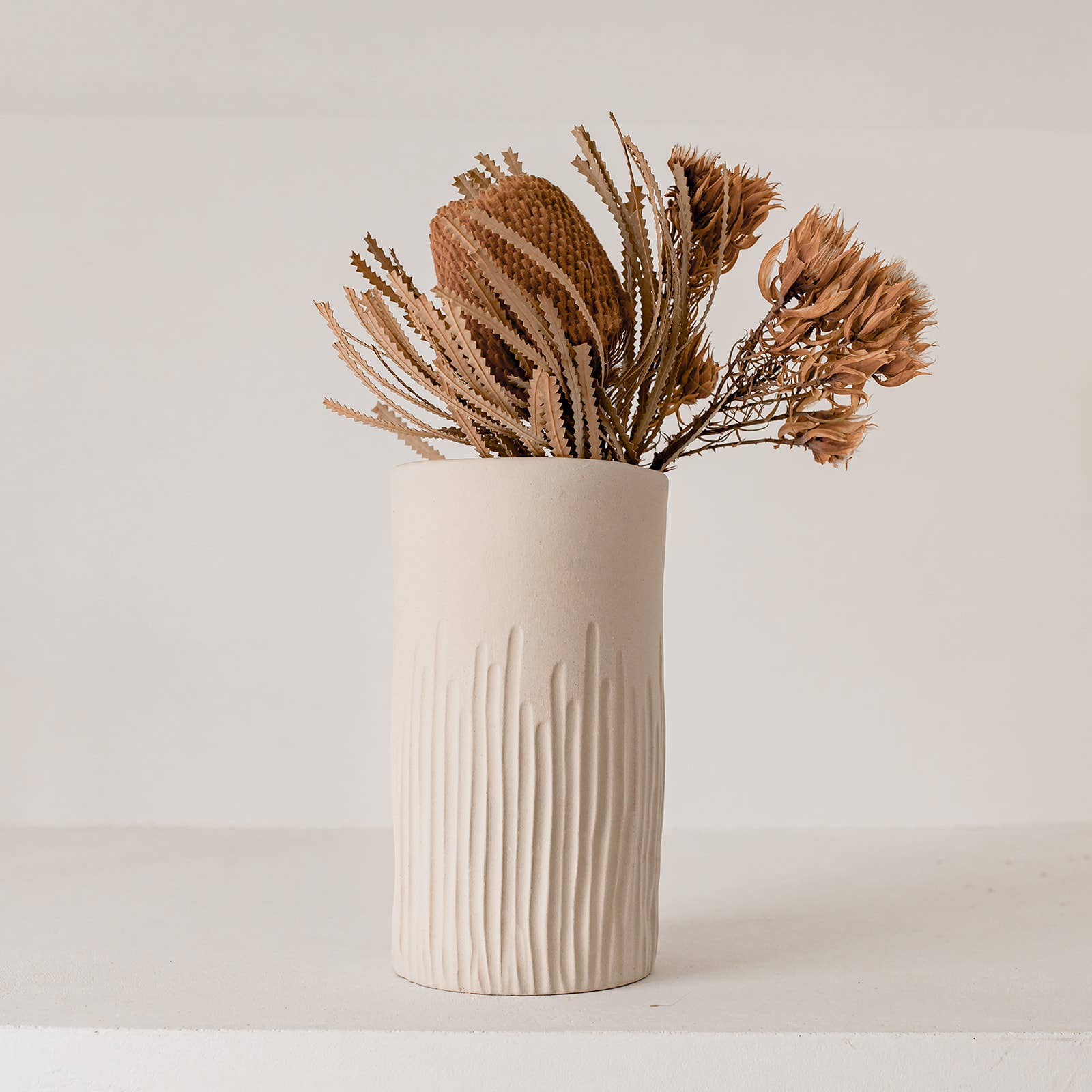 Handmade raw Stripe wabi-sabi design ceramic vase: Beige