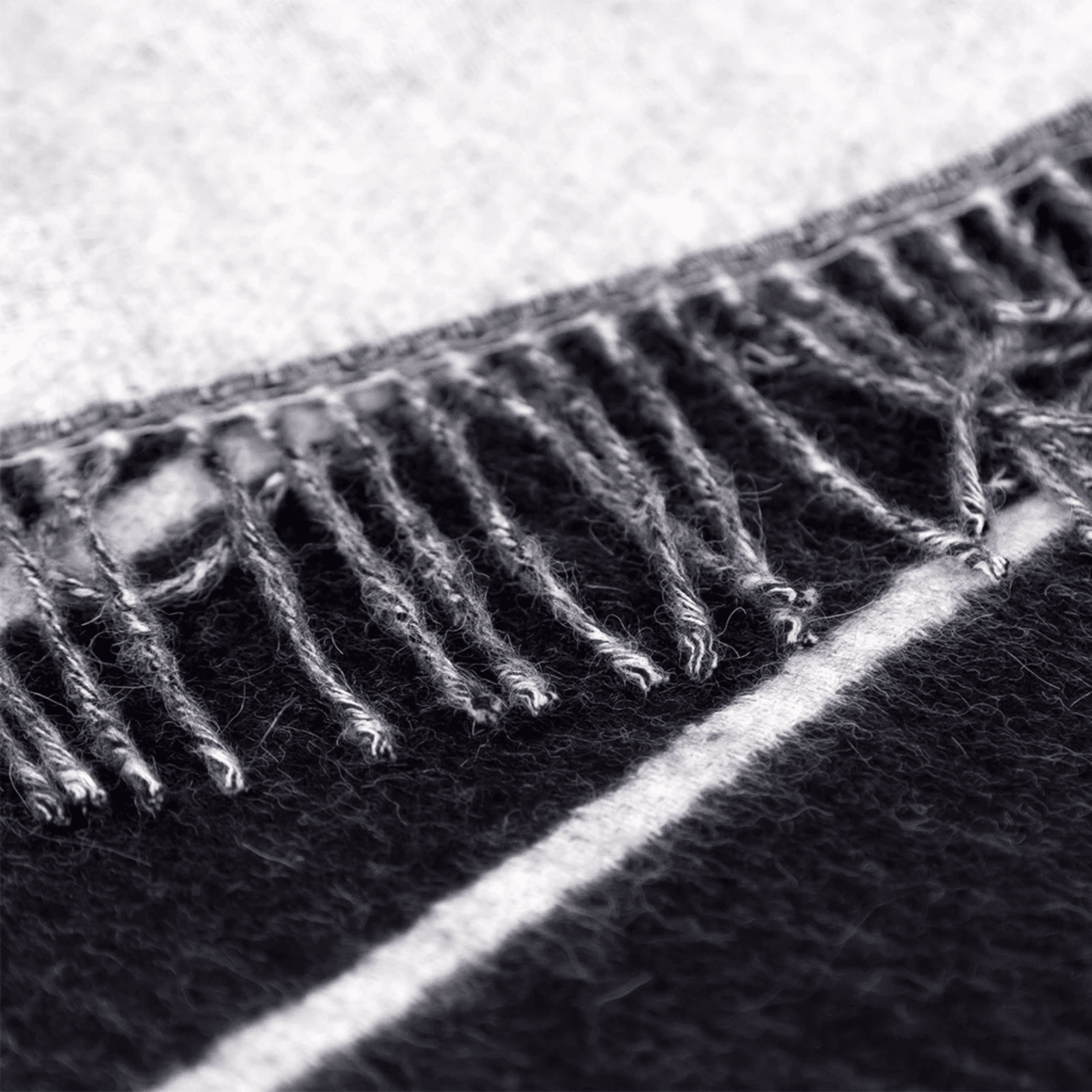 Rattlesnake Reversible Throw