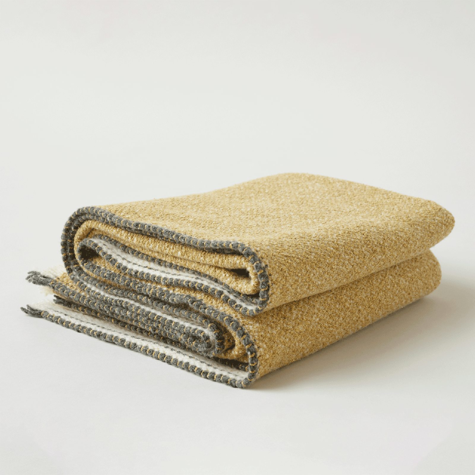 Hydra Throw in Turquoise